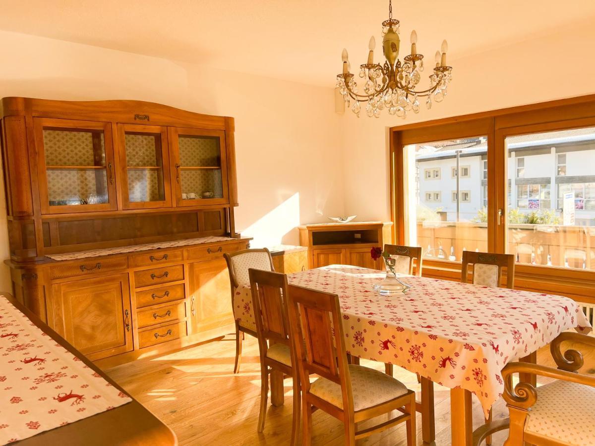 Guesthouse Rosengarten Dobbiaco Bagian luar foto