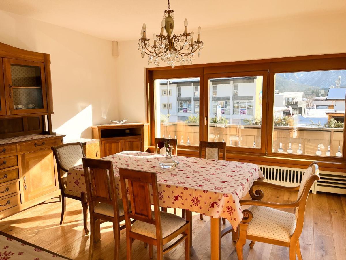 Guesthouse Rosengarten Dobbiaco Bagian luar foto