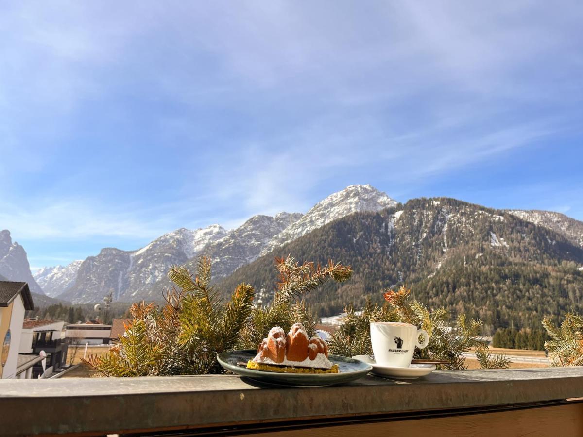 Guesthouse Rosengarten Dobbiaco Bagian luar foto