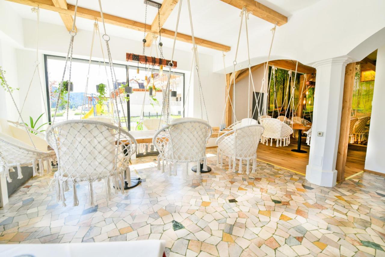 Guesthouse Rosengarten Dobbiaco Bagian luar foto