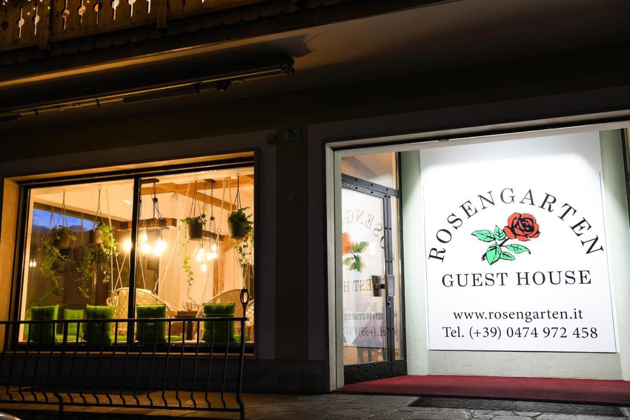 Guesthouse Rosengarten Dobbiaco Bagian luar foto