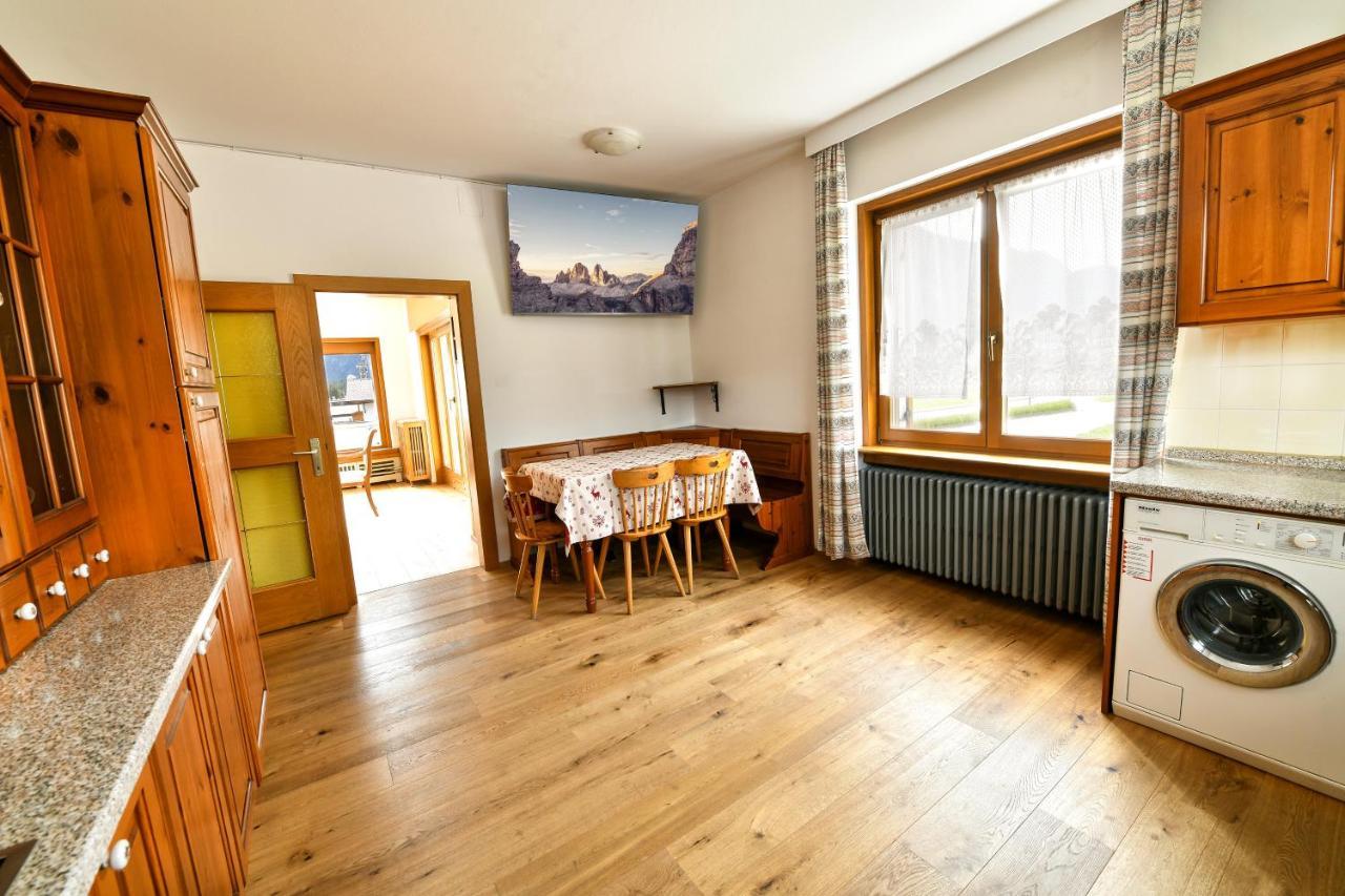 Guesthouse Rosengarten Dobbiaco Bagian luar foto