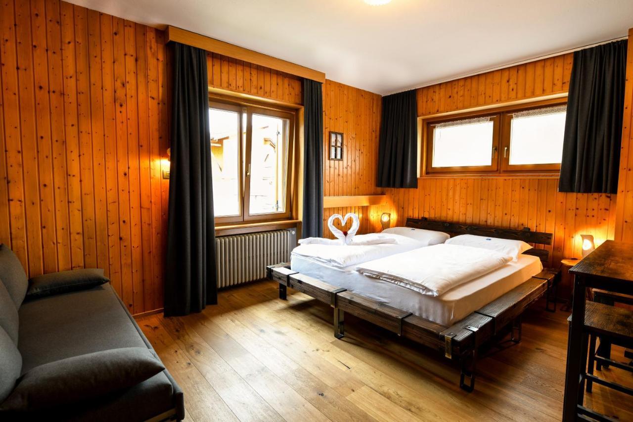 Guesthouse Rosengarten Dobbiaco Bagian luar foto